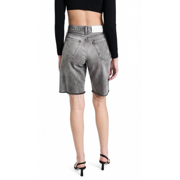 NEW 7 FOR ALL MANKIND easy james bermuda short in fern grey - Picture 3 of 4